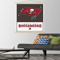 Tampa Bay Buccaneers - Плакат за стена с лого с дървена магнитна рамка, 22.375 34