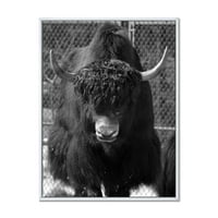 Портрет на монохромен див бик в зимна гора 12 20 живопис в рамка платно Арт Принт