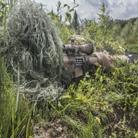 Снайперист на ВМС SEAL с пушка в действие. Печат на плакат от Oleg Zabielin Stocktrek изображения