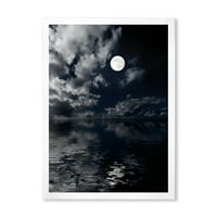 Дизайнарт 'пълнолуние нощ в облачно небе Ив' морска и крайбрежна рамка Арт Принт