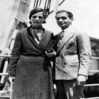 Ървинг Берлин и съпругата му Елин Макей на борда на SS Pan America от Бермуда до историята на Ню Йорк